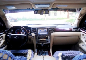 Lexus LX